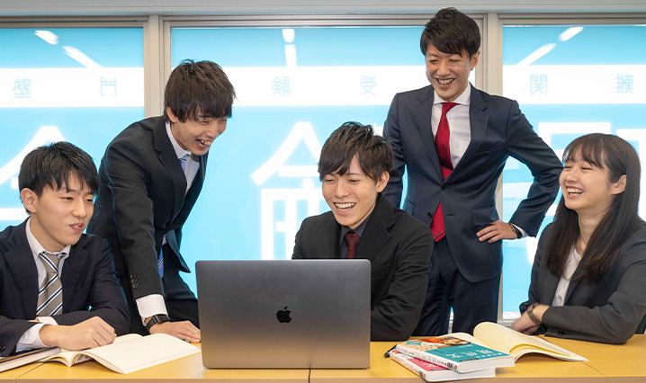 志望校までの最短距離を示し効率的に合格に導く学習コーチングサービスです